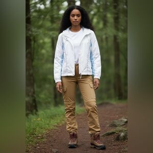 Columbia women’s white xco windbreaker jacket